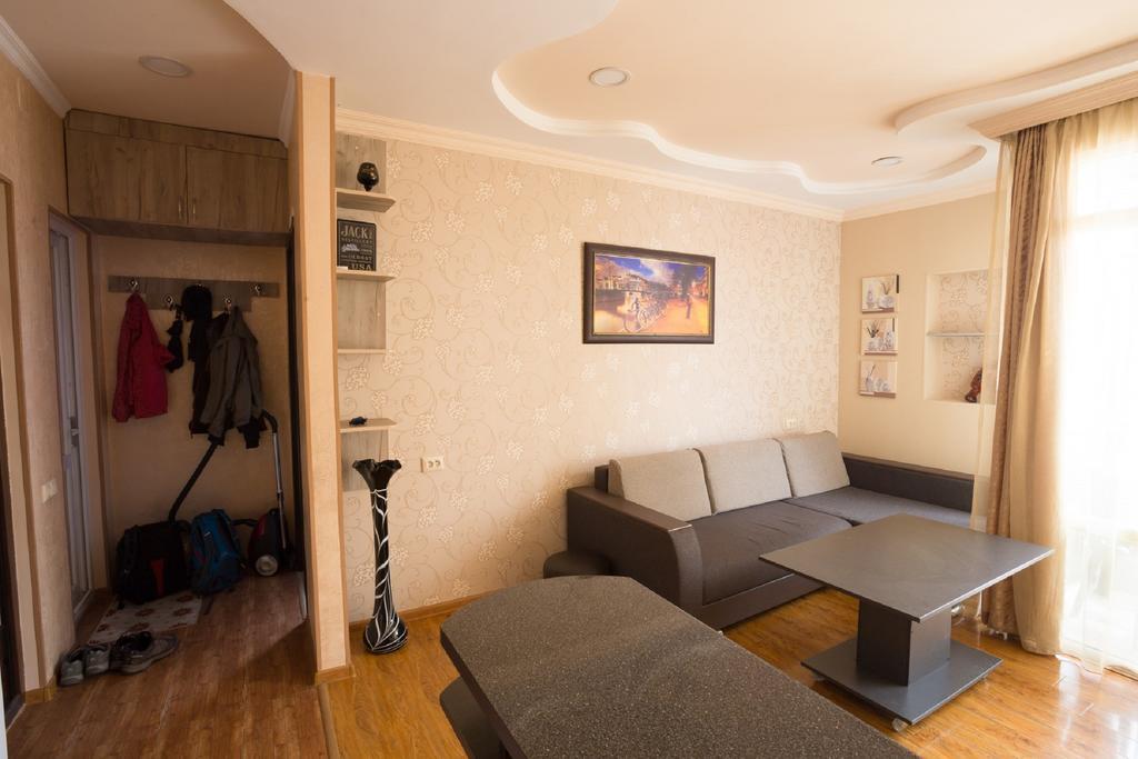 Квартира У Старого Бульвара Batumi Luaran gambar